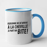 Mug Personne ne m'arrive à la cheville Bleu